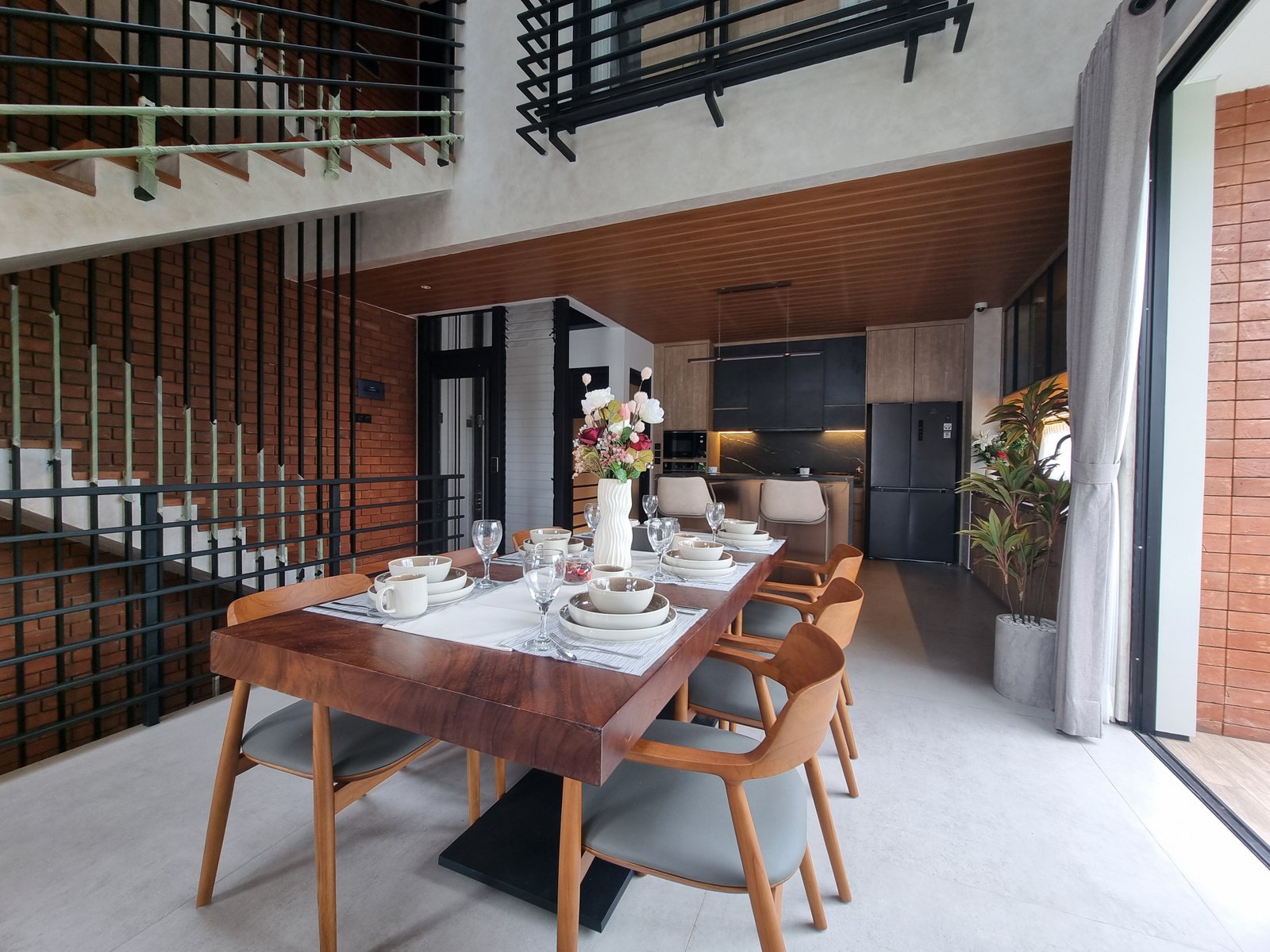 Nivara Townhouse